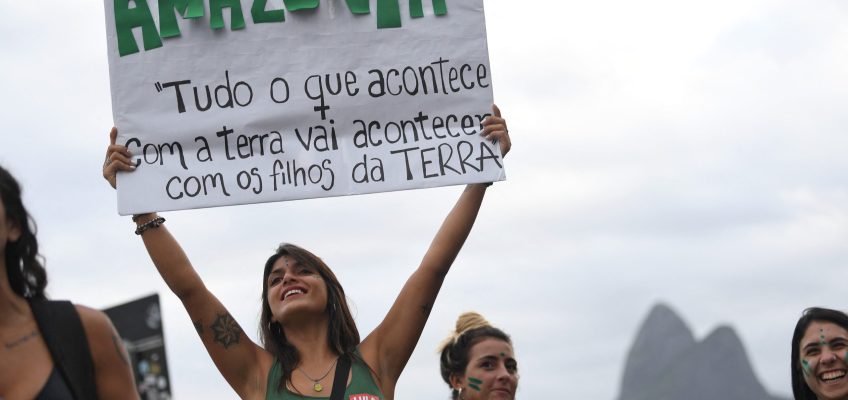 BRAZIL-FIRE-DEFORESTATION-AMAZON-PROTEST