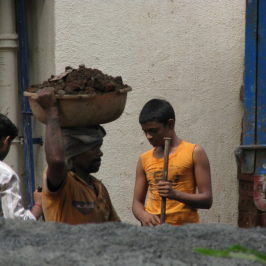 India: col Covid nuovo boom del lavoro minorile