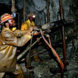 Sudafrica: risarcimenti ai minatori d’oro colpiti da silicosi