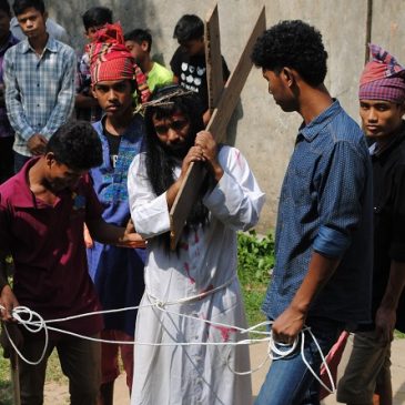 Dhaka, la Pasqua tra gli operai
