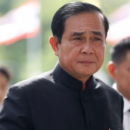 Thailandia, vincono comunque i militari