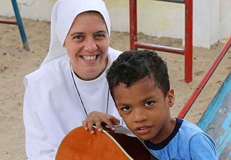 Sister Claire, il Buon pastore e il terremoto in Ecuador