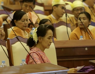 Myanmar, i militari e il nuovo parlamento