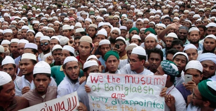 Bangladesh: l’Islam a rischio declassamento