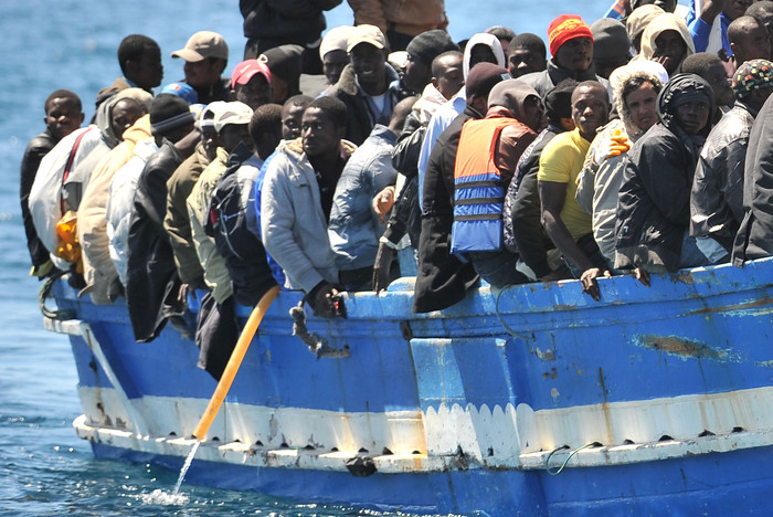 Perché l’accordo con la Libia sui migranti è ipocrita