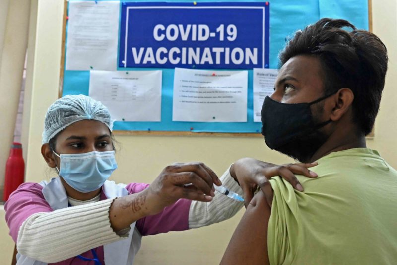Brevetti sui vaccini anti-Covid: la contraddizione dell’India