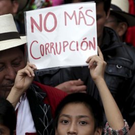 Perù: clima teso per la corruzione