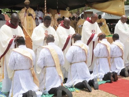 Vocazioni al sacerdozio: frena anche il Sud del mondo