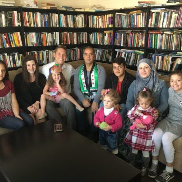 Coi rifugiati siriani il Thanksgiving del rabbino